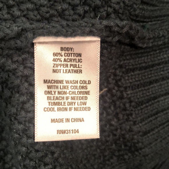 Crown & Ivy Men's Quarter Zip Cable Knit Sweater-Size Small NWT - Picture 8 of 8